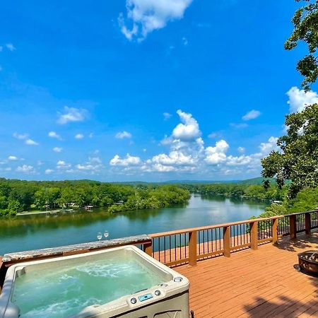 Hot Springs Waterfront Escape With Hot Tub! Vila Exterior foto